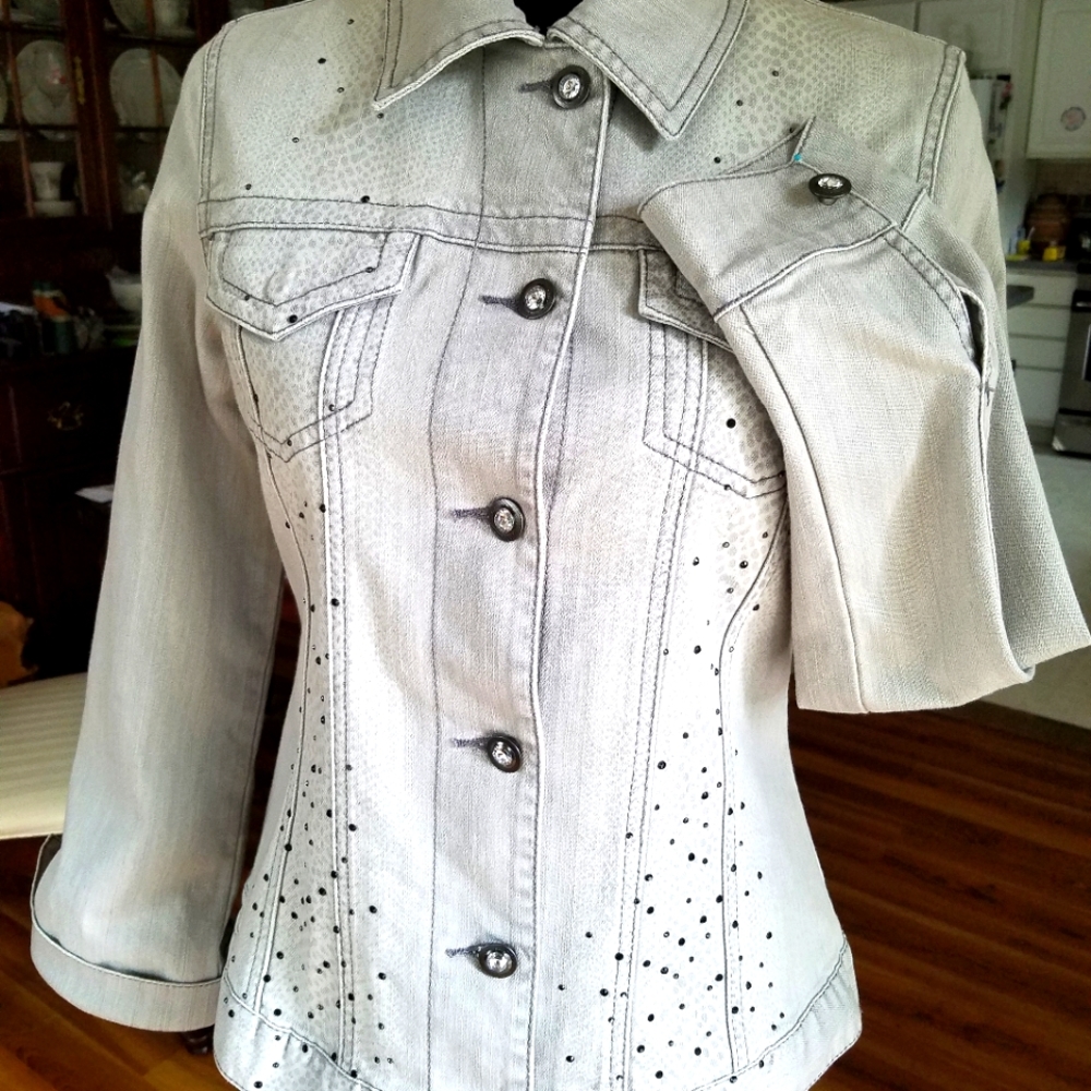 Chico's NWT Dove Gray embellished Denim jacket.